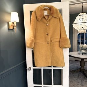 Authentic Kate Spade Yellow Faux Fur Coat size 10 feels like an 8